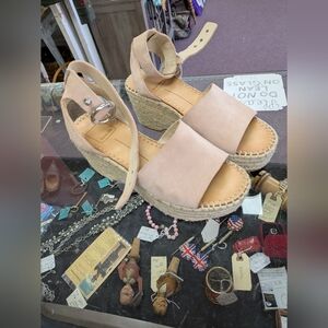 Dolce Vita Beige Espadrille Platforms Sandals